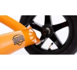 Berg Skelter Buddy B-Orange -Little Happy Winkel berg skelter buddy b orange 2